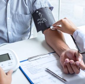 Tratamento da Hipertensão Secundária com Endocrinologia em Panambi